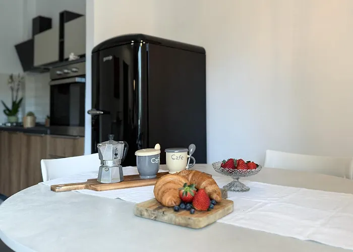 A Due Passi Dal Mare - Helloelba