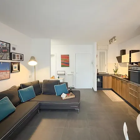 Nyaraló A Due Passi Dal Mare - Helloelba *