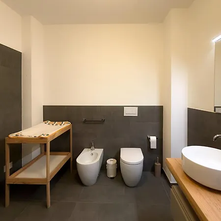 Semesterbostad A Due Passi Dal Mare - Helloelba *