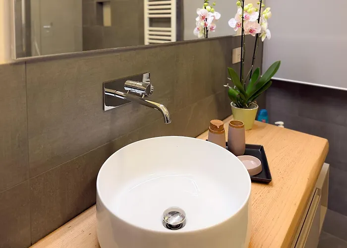 A Due Passi Dal Mare - Helloelba Semesterbostad