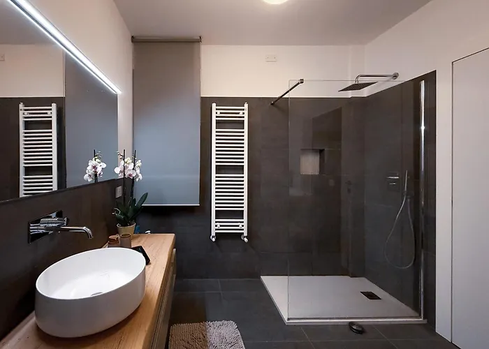 Semesterbostad A Due Passi Dal Mare - Helloelba *